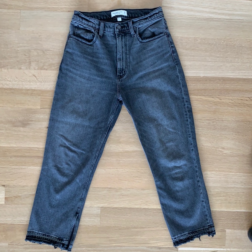 Abercrombie and Fitch curve love ankle straight ultra high rise size 29/8s